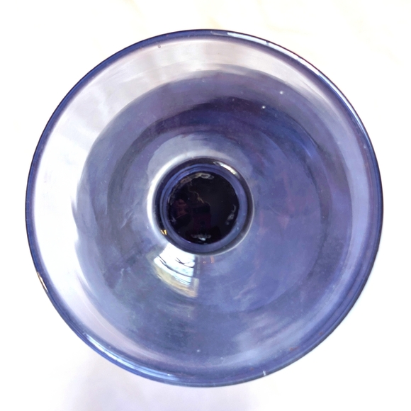 Rare & Collectible Vintage 1940s Tiffin 7" Purple Art Glass Pedestal Vase💜 - Picture 3 of 4